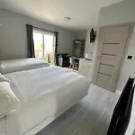 Ardilaun Self Catering