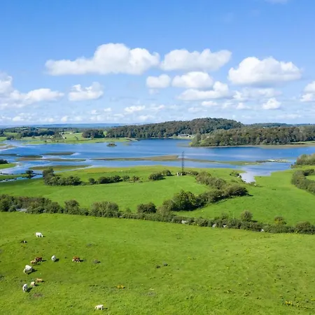 Ardilaun Self Catering Konukevi