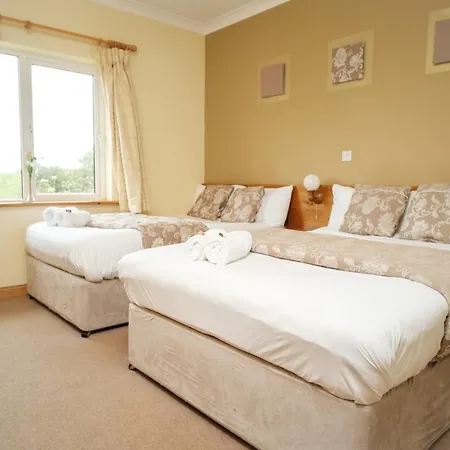 Ardilaun Self Catering Konukevi Ennis