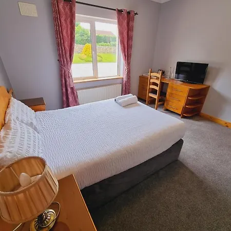 Ardilaun Self Catering Konukevi