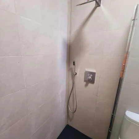 Konukevi Ardilaun Self Catering Ennis